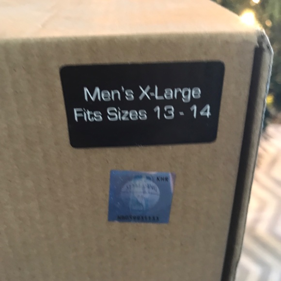 🍁NWT Philadelphia 76ers Plush Hard Bottom Men’s Slippers Holiday - Picture 5 of 10